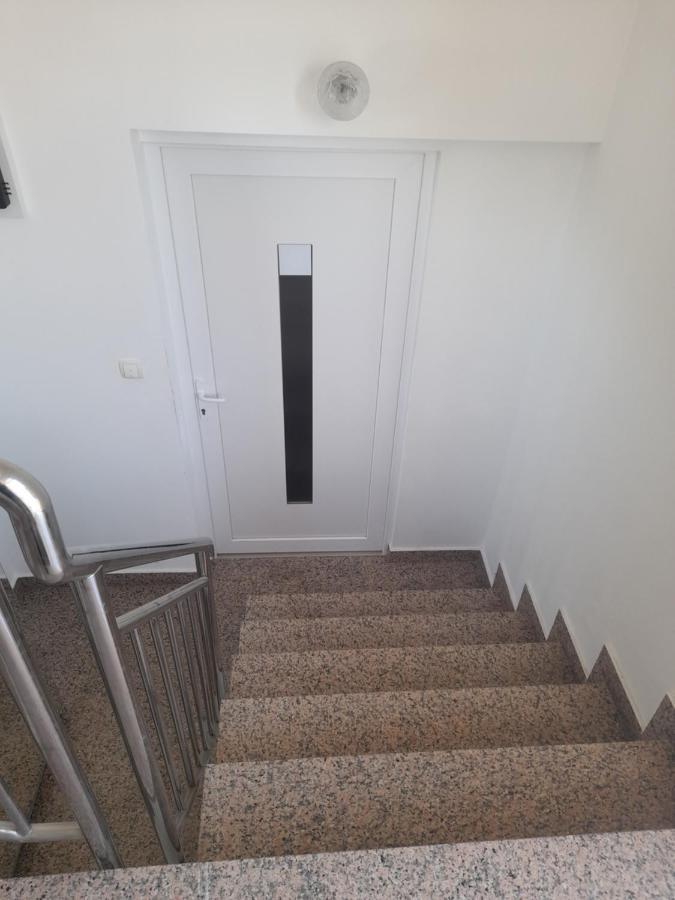 Apartment Lucy Zadar - Free Private Parking Bagian luar foto