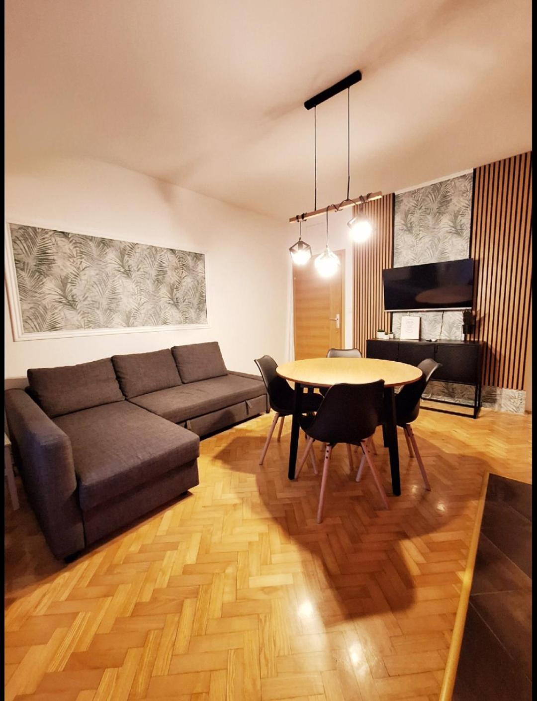 Apartment Lucy Zadar - Free Private Parking Bagian luar foto