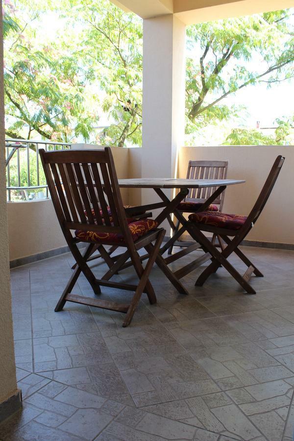 Apartment Lucy Zadar - Free Private Parking Bagian luar foto